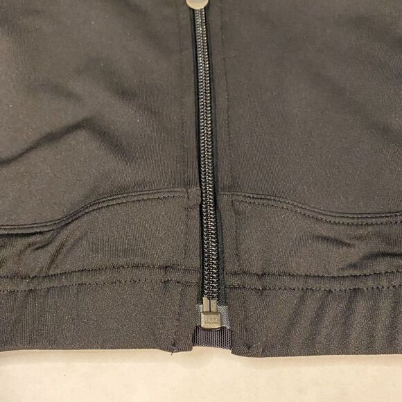 Asics Womens Black Lock Front Zip Sports Bra, Size Medium 36D - Picture 5 of 13